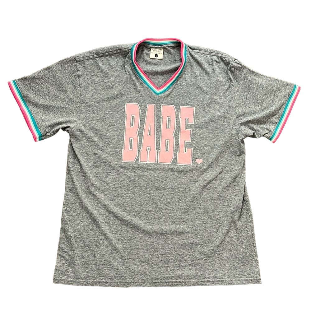 Jadelynn Brooke Cottonβ Blend Gray Rainbow V-Neck BABY Spell Out T-Shirt Size L